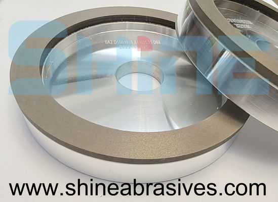 Le diamètre du trou des outils en carbure varie