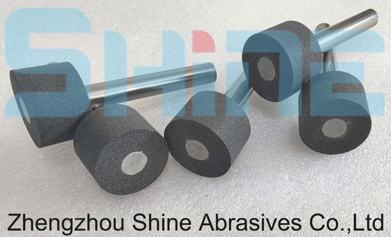 Moulins à rouleaux en céramique pour le traitement des matières superdures