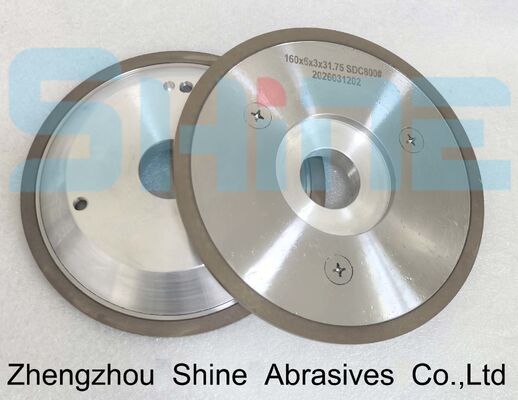 Fermeture à l'aide d'une roue en diamant de 200 mm 14FF1 pour le broyage de profilés en rouleaux de carbure